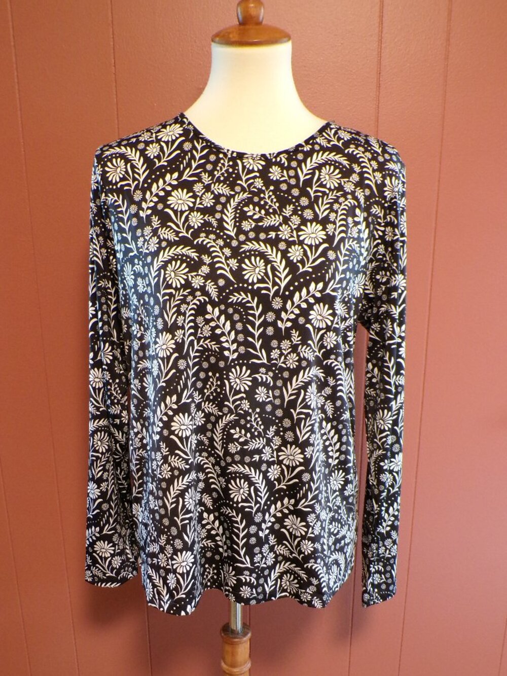 Lands' End NWT Women's Sun Shirt Black Floral Choice: S, L or XL